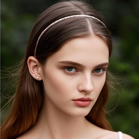 4 Elegant Silver Toned Headbands - Picture 3 of 5